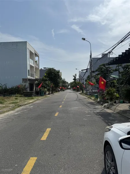 Bán lô thuỷ sơn 4 sát nguyễn cơ thạch minh tuyết nhà đất biển ngọc 72 trương văn hiến