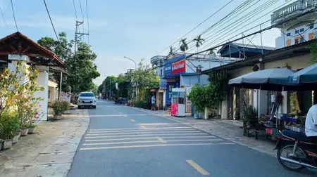 Giảm sâu 500tr bán nhanh lô đất 100m2 full thổ 3 ô tô tránh gần trường đại học qg chỉ còn 3 tỷ