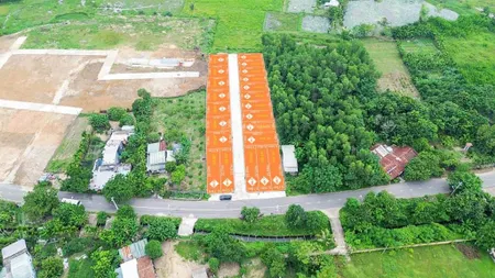 Bán 30lô ngọc khương brienz nằm trung tâm hoà tiến giá chỉ 900 / triệu