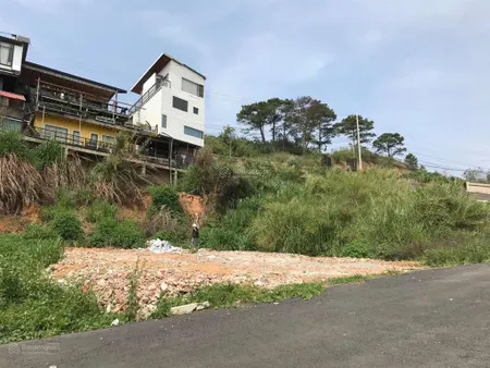 Đất biệt thự dt 270m2, đường dankia, view thông đẹp, đường nhựa ô tô. giá 8.5 tỷ