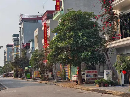 Bán lô áp góc 2 khe thoáng gần công viên lãm làng
