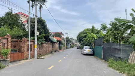 Rẻ 3 giá so với xung quanh lô đất 109m2 full thổ, 500m ra quốc lộ 21 , đường xe tránh giá 3,1 tỷ