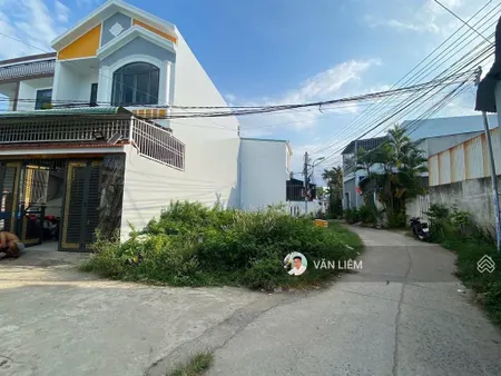 Bán lô góc sau ubnd vĩnh thạnh , nha trang. giá 2.350 tỷ diện tích 98,6m2, ngang 5m,