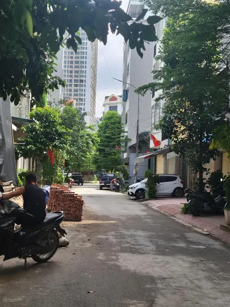 Chính chủ bán lô đất dịch vụ vạn phúc sau lk him lam dt 50m2 xây được 7.5 tầng