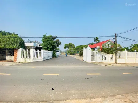 Bán đất ngay trục chính trại láng, cổ đông. cách ql21, khu cnc + đhqg chỉ vài p di chuyển