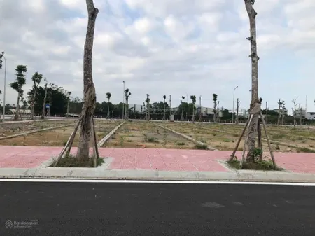 Siêu hiếm! giá siêu tốt! đất nền ngọc lặc, thanh hoá 125m2 sổ đỏ chính chủ giá bán 380 triệu/lô