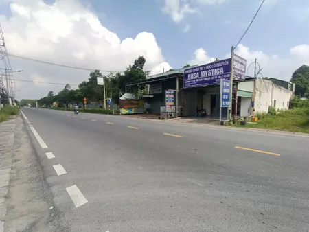 Đất bán mt Hùng Vương, giá ngang đất hẻm chỉ 6,5tr/m