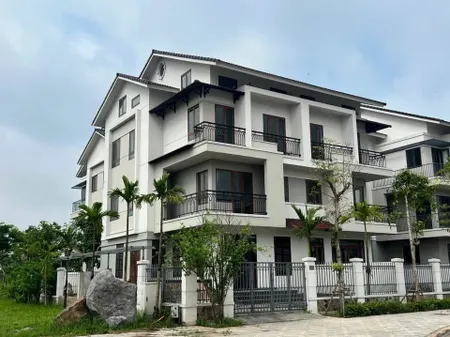 Biệt thự 180m² Centa Riverside 11,X tỷ, sát vách Ninh Hiệp, ngay Ga Metro Gia Bình - Hà Nội