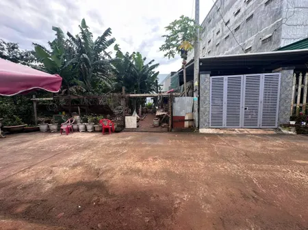 Bán đất ymoan rẽ trái 93.7m² ngang 5m giá 1.57 tỷ Phường Buôn Ma Thuột
