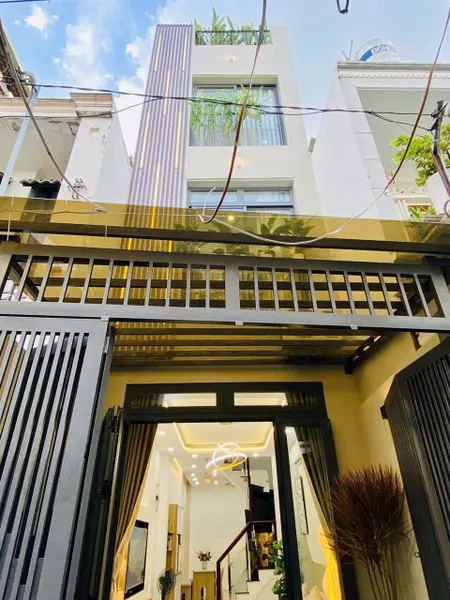 Chính chủ bán gấp căn 51,7m2 giá 2 tỷ 180 triệu đường Dương Bá Trạc , phường 1 , quận 8