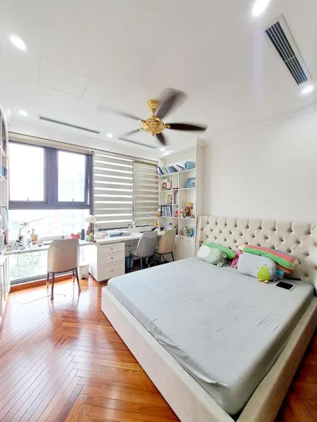 Bán nhà 161m² ngang 4m giá 19 tỷ Phường Thanh Xuân
