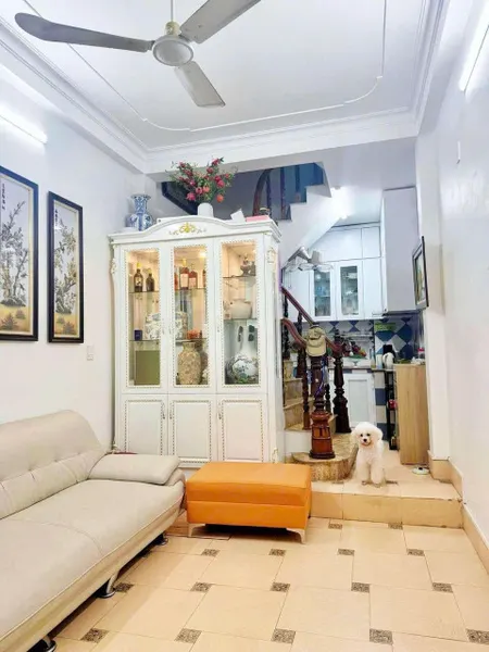 Cho thuê nhà ngõ chợ Khâm Thiên, 25m² x 4 tầng 2 phòng ngủ, 3 vệ sinh 9 triệu