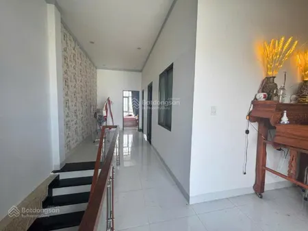 Bán nhà 1 trệt 1 gác gần ngay kdc an bình 133m2 giá 4 tỷ