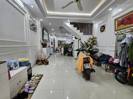 Bán nhà chính chủ minh khai nhà mới full nội thất ngõ thông 50m2 / 5tầng/ mặt tiền 4.3m