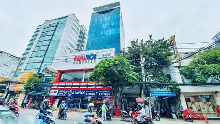 Bán gấp toà nhà mặt tiền đường cách mạng tháng 8 quận 3.kchầm+11 tầng.giá 180 tỷ