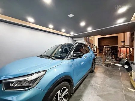 Bán nhà đẹp 5 tầng có thang máy ga ra ô tô ngủ nhà full nội thất 4pn vào ở ngay