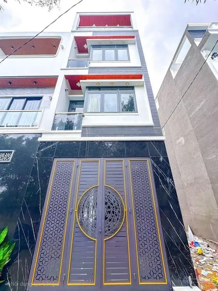 Bán nhà mới xây dựng 100% hẻm xe hơi. dt 4x20m. 3 tầng. sân thượng. giá rẻ duy nhất 5 tỷ 950 tr