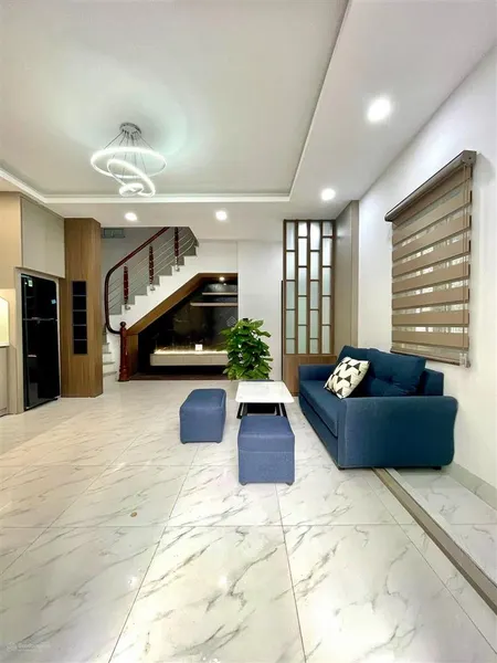Bán nhà đại la lô góc thoáng sáng 33m 5 tầng mt 5m, ô tô đỗ gần, tiện ích bạt ngàn, trung tâm hbt