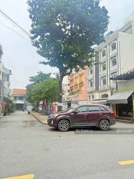 Bán nhà tân bình lê văn sỹ 4 tầng btct hẻm xe hơi sân bay 10p