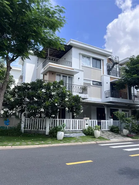Lovera park nhà thô về tự thiết kế theo sở thích