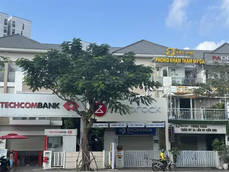 Cần bán căn merita mặt tiền liên phường dt 7x20m đang có hđ thuê giá tốt nhất 27 tỷ.