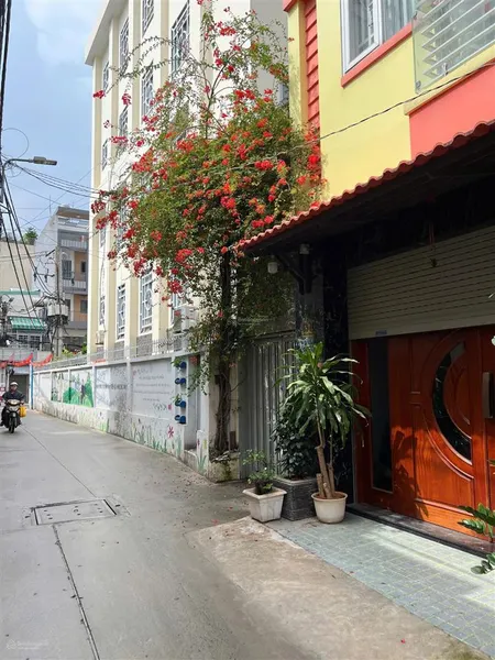 59m2 nguyễn đình chính phú nhuận 4 tầng btct vuông a4 hẻm xe hơi 4 chỗ thông 9.9 tỉ