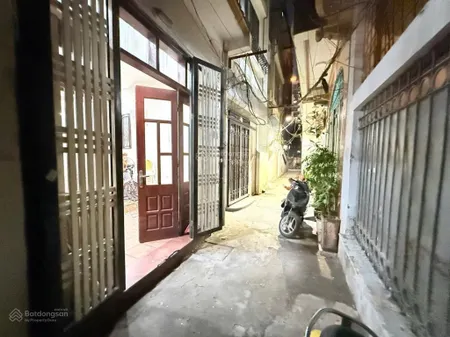 Hào nam trung tâm đống đa, vị trí cực đẹp, ngõ thông thoáng, vài bước ra phố lớn.