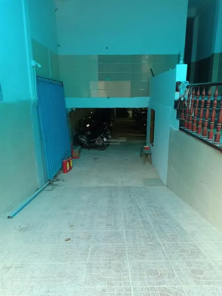 Bán gấp chdv 45 phòng 1t5l thu nhập 120tr/tháng kế bên đh giao thông vận tải 465m2