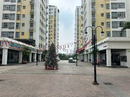 Cần bán shophouse tầng 2 sky garden vị trí vàng duy nhất tại khu đông dc với lối đi bộ 3km