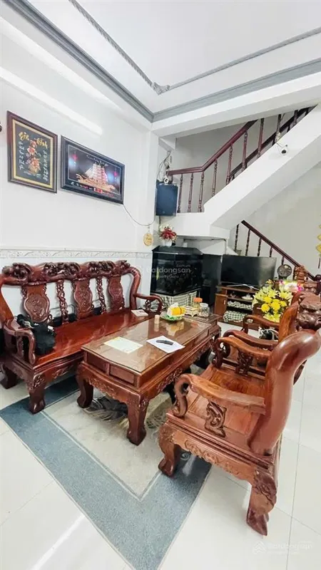 Bán nhà hxh lạc long quân phường 10 tân bình 54m2 3 tầng nhỉnh 6 tỷ.