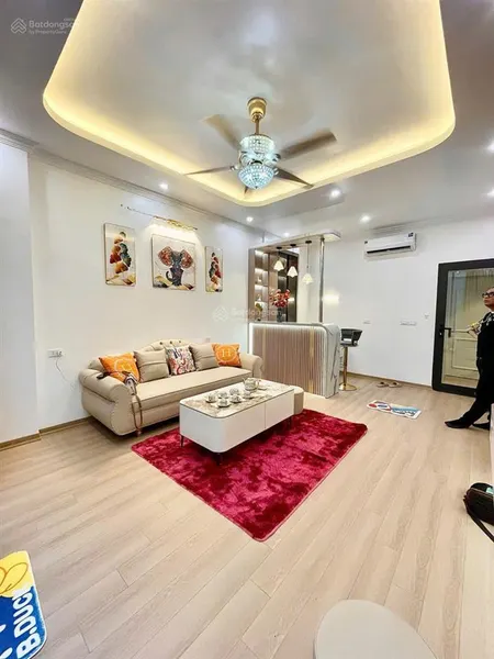Siêu phẩm thái hà, nhỉnh 16tỷ có ngày nhà phân lô 40m², 5 tầng, thang máy gara ô tô