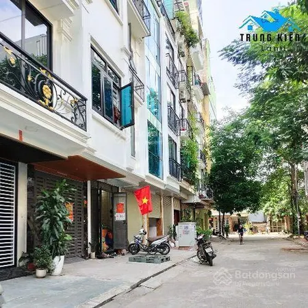 Cầu diễn 9 tỷ 54m2 dân xây full nội thất gần phố