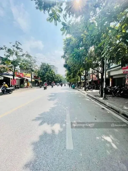 Rẻ nhất hai bà trưng ! mặt phố dương văn bé nhà xác định bán đất. 80m x mt 6m , lô góc 2 thoáng.
