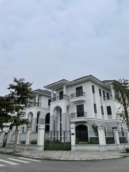 Cần bán căn biệt thự đơn lập góc hai mặt tiền vinh heritage