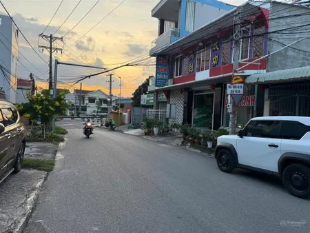 Bán nhà mặt tiền nhựa 10m cách biển long hải chỉ 700m