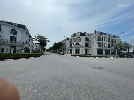 Căn góc hoa hậu hud mê linh sản phẩm vip giới hạn
