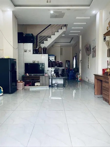 Cần bán gấp dãy trọ 3 tầng 306m2 thổ cư, dòng tiền 20 triệu/tháng, giá chỉ 9.3 tỷ