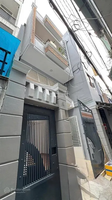 Sát mặt t.iền huỳnh văn bánh 3 tầng btct ngang 4 m 7.5 tỷ