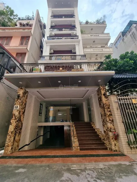 Bán toà apartment lô góc, ô tô tránh, kinh doanh 130m2*8t phố lạc long quân, tây hồ giá 51.5 tỷ