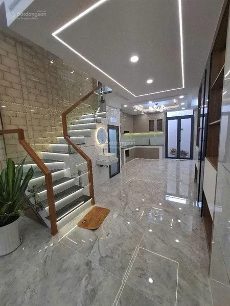 Bán. nhà 5 tầng hương lộ 2 4pn (56m2) có phòng xông hơi hẻm xe hơi giá chỉ 7.4 tỷ.shr