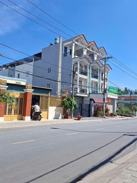 Mặt tiền đường kd đ.16m 126m2 4tầng nở hậu chỉ 11.9ty. tt nhà bè