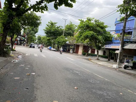 Cặp mt lương định của 200m2 ngay đoạn sầm uất nhất. giá 14ty5 tl