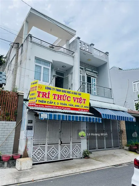 Nhà phố 4m x 20m. đúc 2 lầu mặt tiền đường thới an 19a