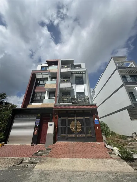 Bán nhà kdc 13e intresco xã phong phú, bình chánh,tphcm view công viên. sổ hồng riêng giá 8,1 tỷ