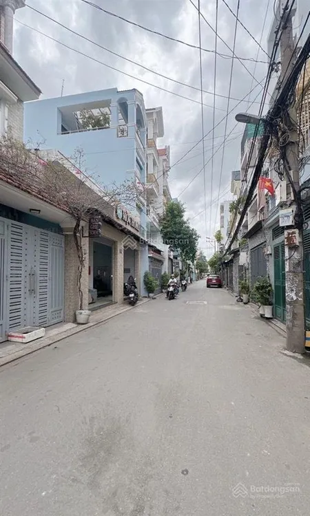 Bán nhà khu vip tân bình gần nhà ga t3 ngay trường chinh đường nhựa 8m thông tứ tung.