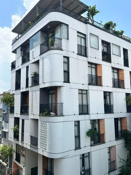 Siêu phẩm chdv mini mặt tiền ngay hai bà trưng, quận 3(5.7x23m7 tầng) hđt 78tr/th 38 tỷ tl