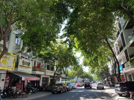 Vị trí cực hiếm, bán nhà 4 tầng cực đẹp ngay trung tâm vcn trục chính lớn giá tốt đầu tư