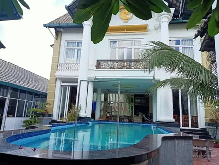 Bán biệt thự 20m x 45m mặt tiền số đường hoàng hữu nam, tân phú, q9 865m2 / 35 tỷ