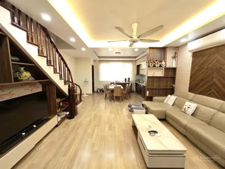 Siêu phẩm trịnh văn bô 4,1m2 8tỷ ô tô lô góc thang máy