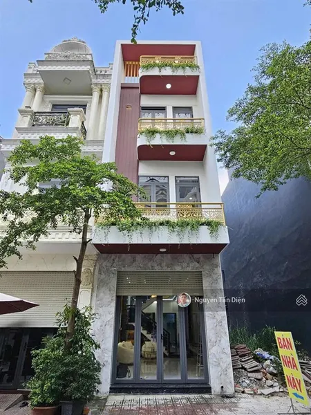 Nhà phố 3 tầng tặng kèm full nội thất chỉ 4tỷ 6 thương lượng